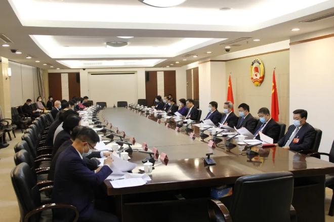 省政協(xié)舉行十二屆四十四次主席會議 周波主持會議